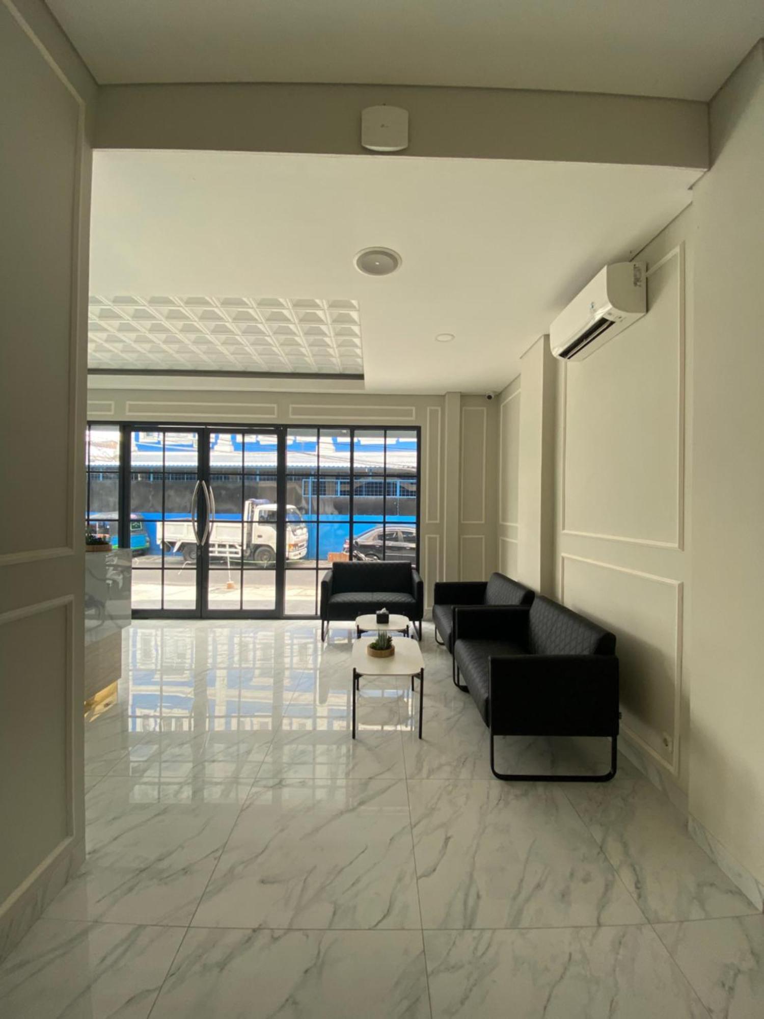 Ghurfati Hotel Wedana 雅加达 外观 照片